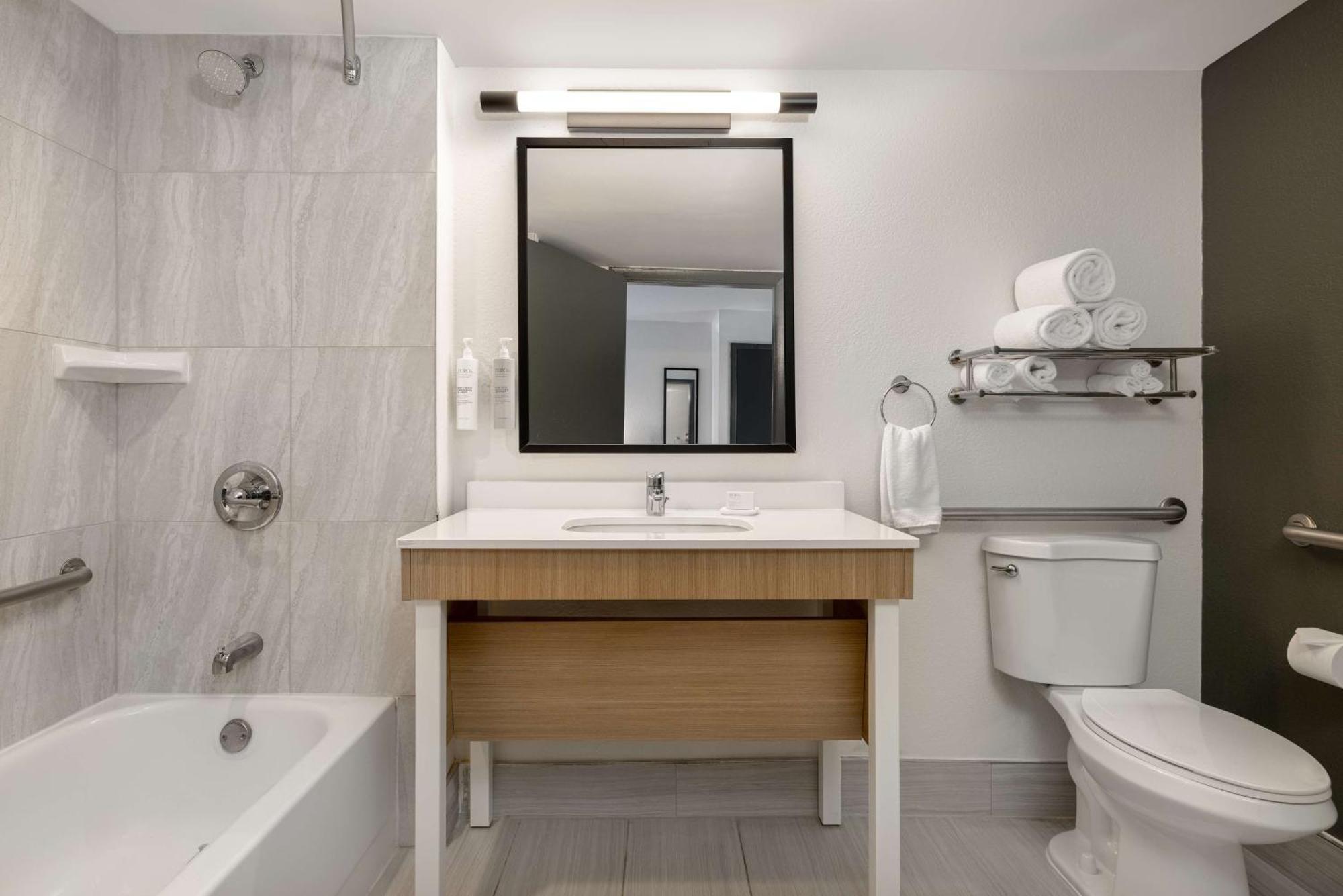 Spark By Hilton Rock Springs Ngoại thất bức ảnh
